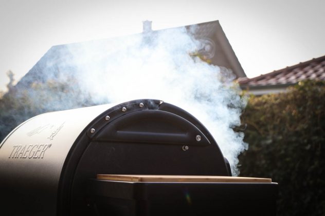 Traeger Timberline Rauch